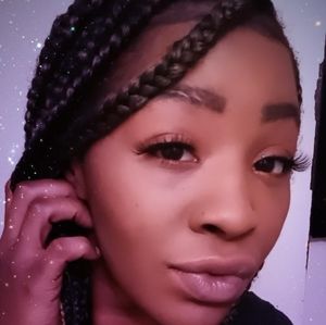 Meet your Posher, Destainy